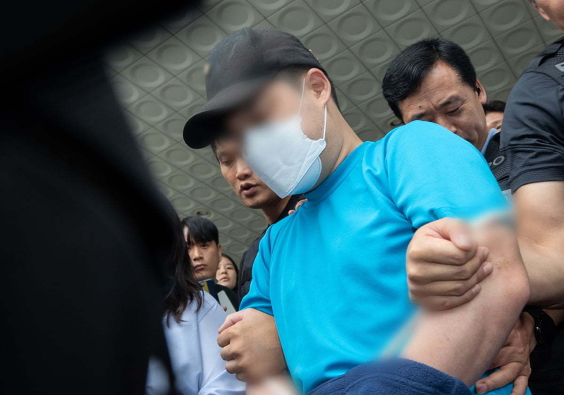 신림동 묻지마 칼부림 피의자 조모씨가 23일 오후 구속 수감됐다. (사진 뉴시스)