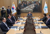 한국은행 기준금리 3.5 동결...6연속 동결