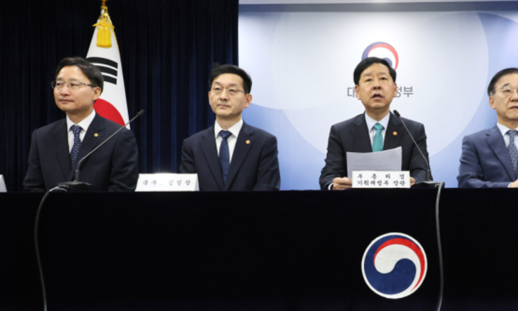 이재명 정부, 출범 4개월 만에 세 번째 부동산 대책 발표… 규제지역 확대·대출한도 축소